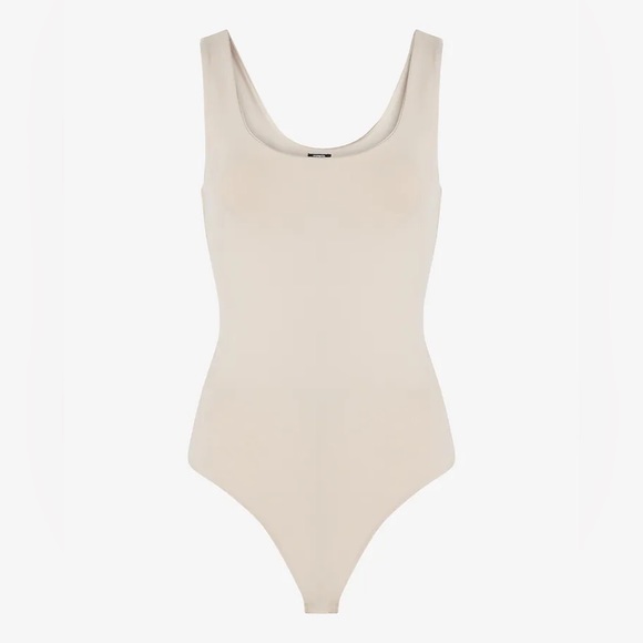 Body Contour High Compression Scoop Neck Bodysuit - Picture 1 of 3
